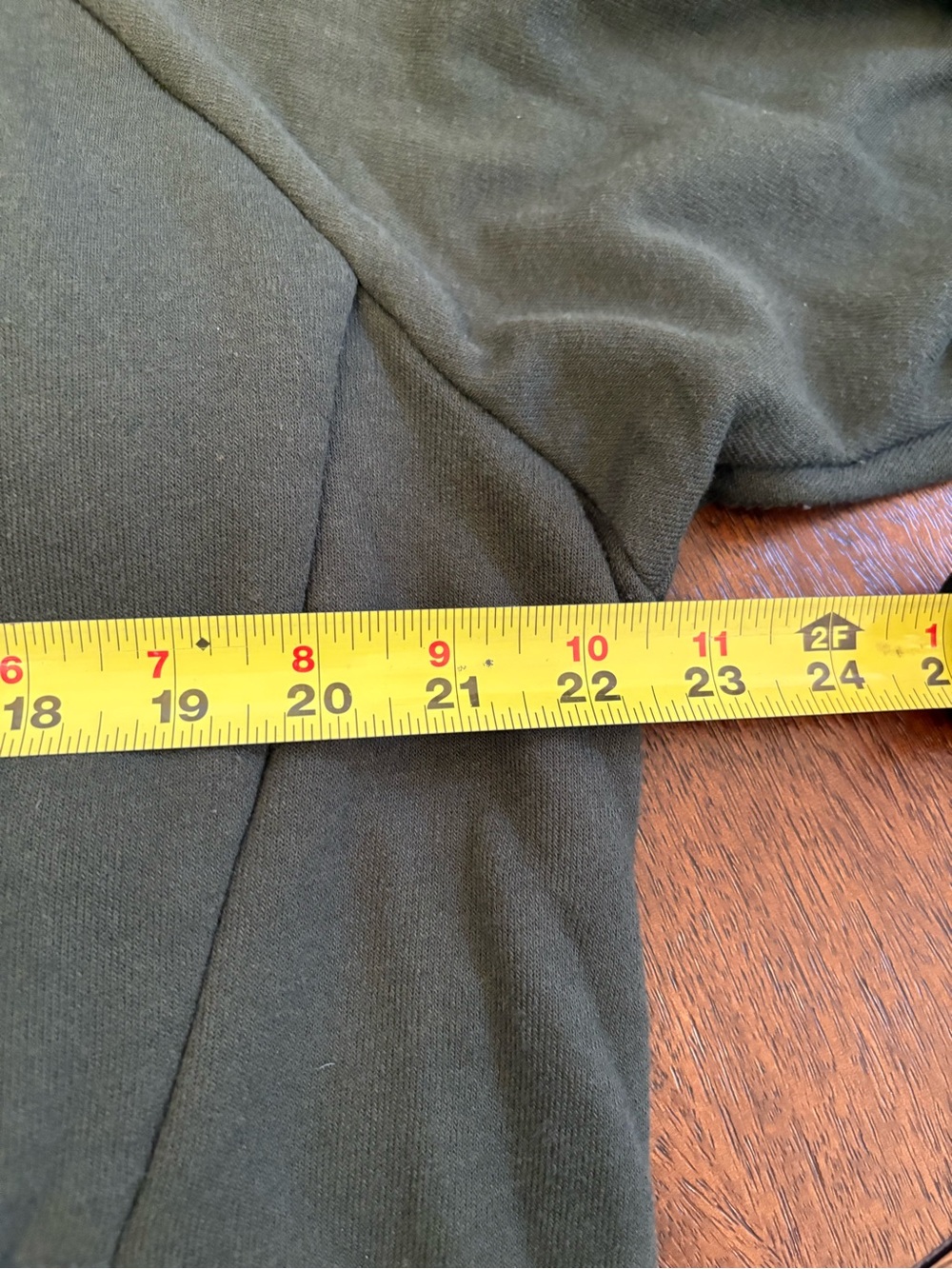 ALO Yoga Frost Long Sleeve Shearling Lined Hoodie Dark Olive Medium Hiking - Picture 11 of 12